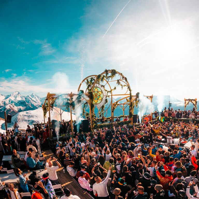 tomorrowland-winter-retorna-a-alpe-d-huez-com-um-novo-mainstage